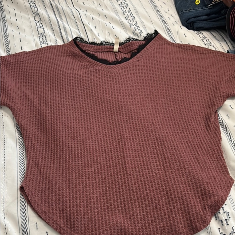 Women's Mauve Lace Trim Top